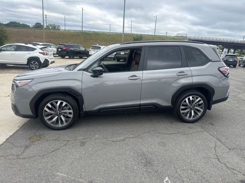 Used 2025 Subaru Forester Touring w/ Protection Package AWD/4WD image 4