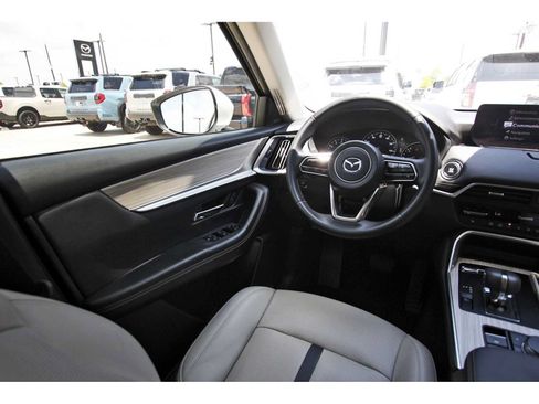 Used 2024 MAZDA CX-90 3.3 Turbo w/ Premium Package AWD/4WD image 6