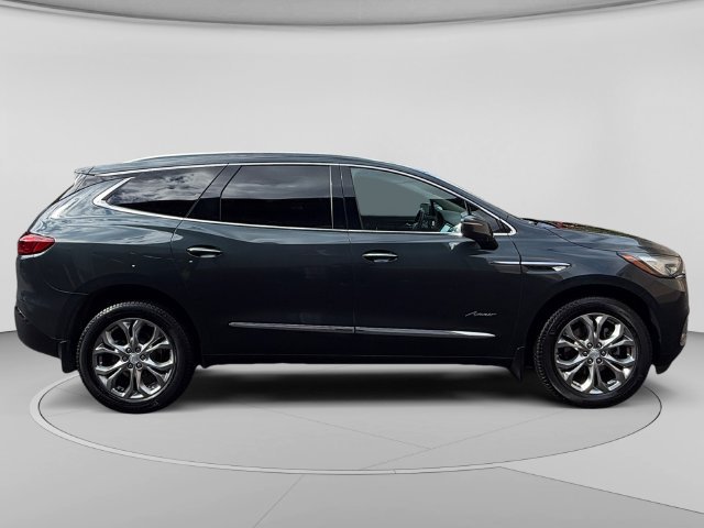 Used 2018 Buick Enclave Avenir w/ Avenir Technology Package AWD/4WD image 6