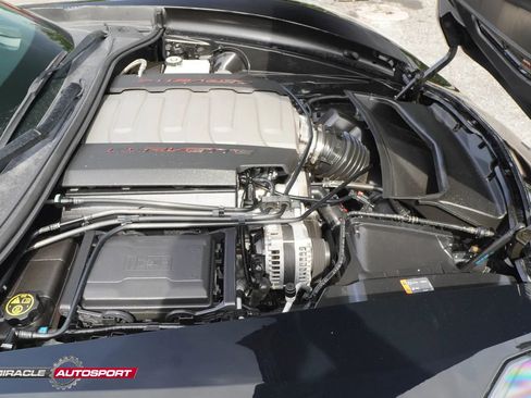 Used 2017 Chevrolet Corvette Stingray Coupe RWD image 15