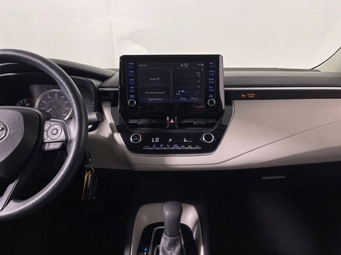 Certified 2022 Toyota Corolla LE image 15