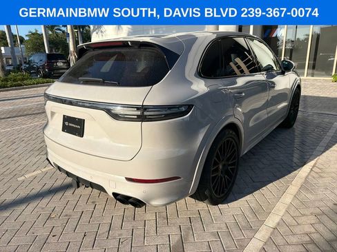 Used 2022 Porsche Cayenne GTS AWD/4WD image 20