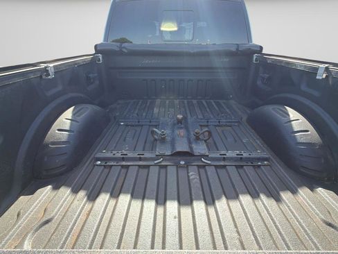 Used 2021 Ford F250 Lariat w/ Lariat Ultimate Package AWD/4WD image 15
