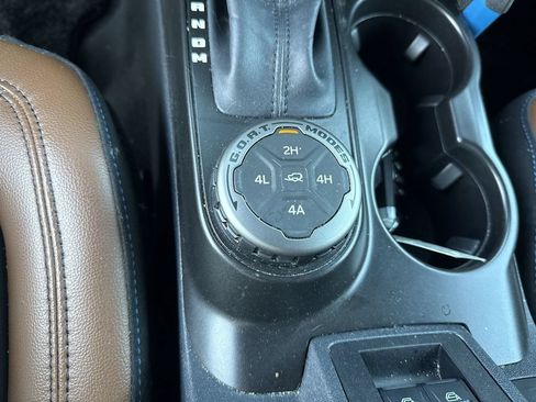 Certified 2023 Ford Bronco Outer Banks AWD/4WD image 30