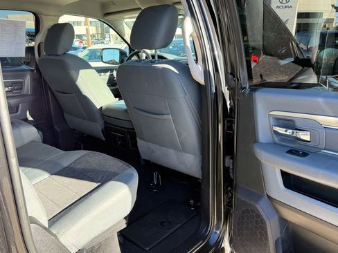 Used 2018 RAM 1500 Big Horn image 17