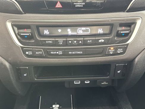 Used 2025 Honda Ridgeline RTL image 14