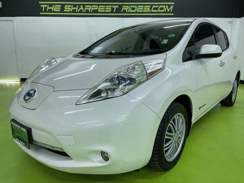 Used 2013 Nissan Leaf SL w/ Premium Pkg image 5