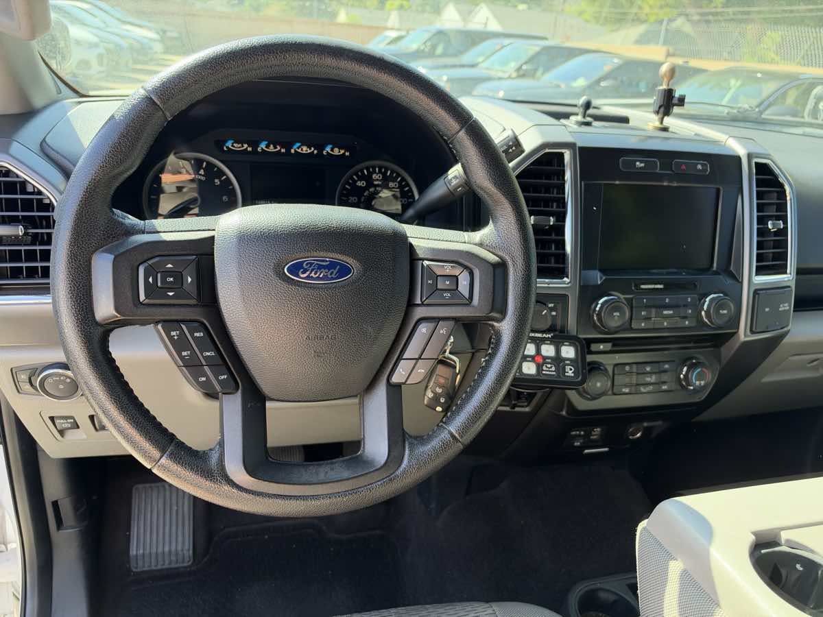 Used 2015 Ford F150 XLT w/ Equipment Group 302A Luxury RWD image 23