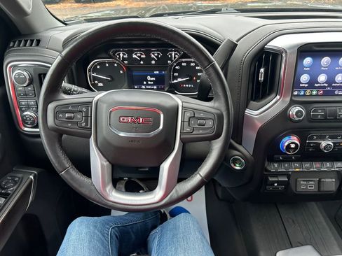 Certified 2022 GMC Sierra 2500 SLT image 25