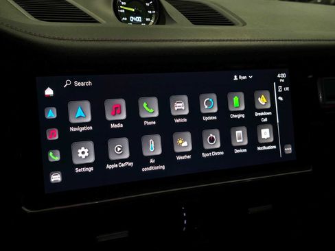 Used 2023 Porsche Cayenne Turbo S image 30