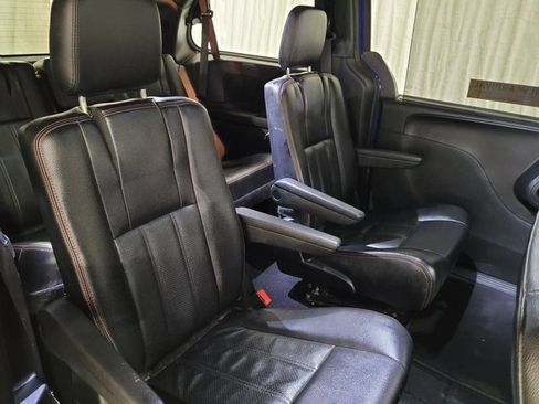 Used 2019 Dodge Grand Caravan GT image 53