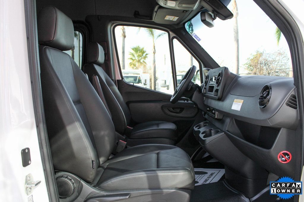 Used 2022 Mercedes-Benz Sprinter 2500 image 30