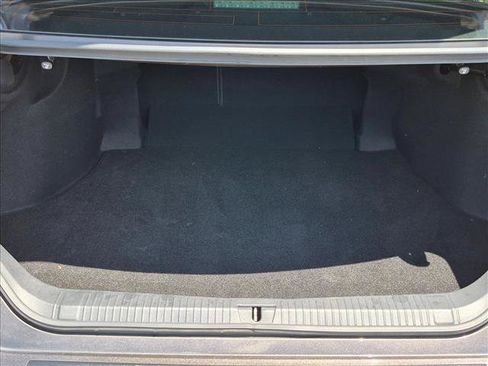 Used 2020 Toyota Avalon XLE w/ Moonroof Package FWD image 6