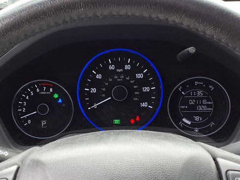 Used 2022 Honda HR-V Sport image 11