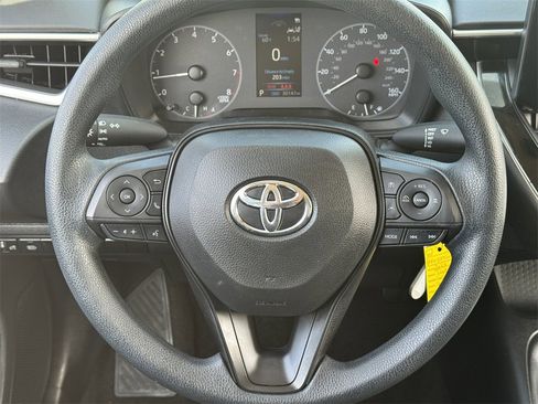 Used 2023 Toyota Corolla LE image 13
