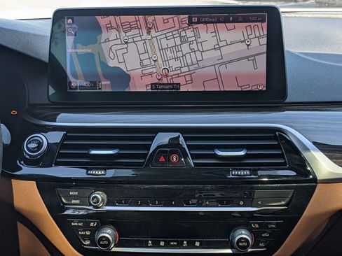 Used 2021 BMW 540i image 13