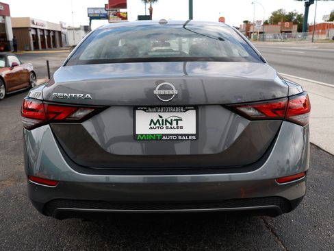 Used 2025 Nissan Sentra SV image 12
