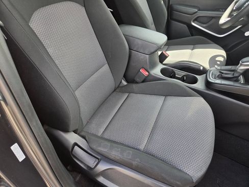Used 2025 Kia Soul LX w/ LX Technology Package FWD image 28