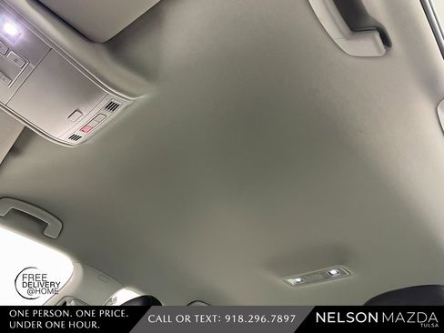 Used 2017 Volkswagen Golf Alltrack S image 24