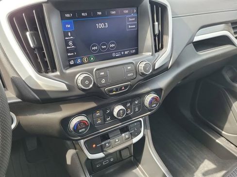 Used 2022 GMC Terrain SLE w/ Driver Convenience Package FWD image 24