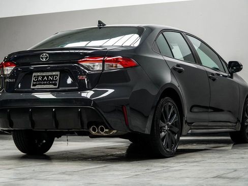 Used 2023 Toyota Corolla SE image 12