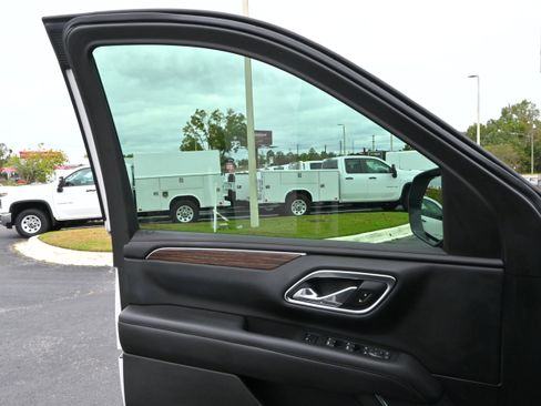 Used 2021 Chevrolet Tahoe High Country image 27