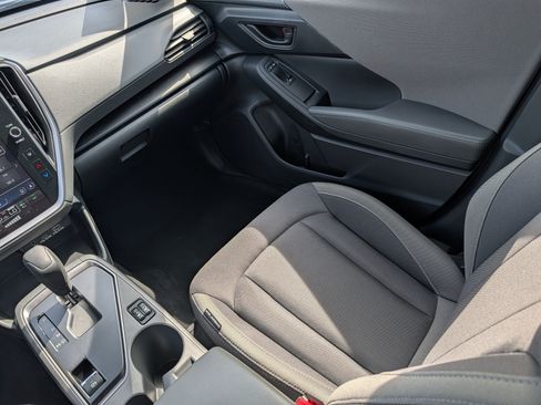 Certified 2025 Subaru Crosstrek 2.5i Premium AWD/4WD image 11