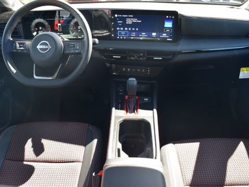New 2026 Nissan Kicks SR FWD image 11