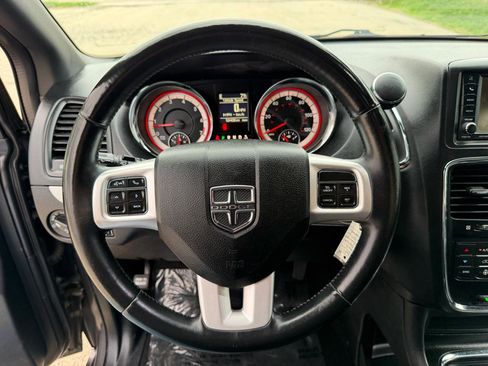 Used 2017 Dodge Grand Caravan GT w/ Safety Sphere Group image 18