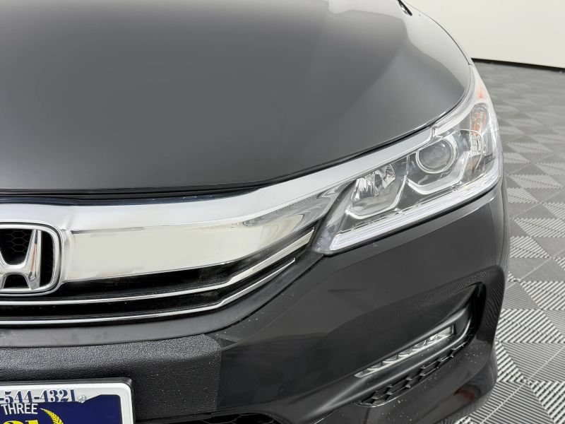 Used 2017 Honda Accord EX image 55