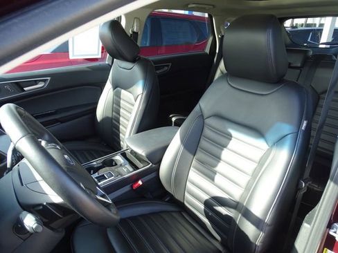 Used 2020 Ford Edge SEL w/ Convenience Package AWD/4WD image 8