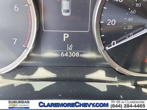 Used 2017 Lexus IS 200t RWD image 13