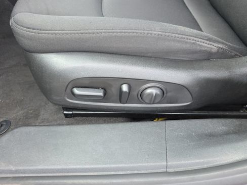 Used 2021 Chevrolet Malibu LT FWD image 25