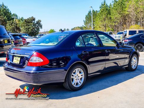 Used 2007 Mercedes-Benz E 320 BlueTEC Sedan image 8