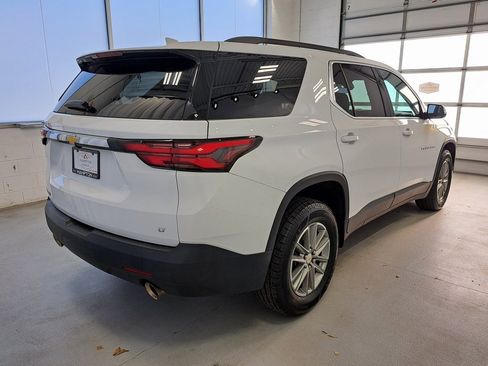 Used 2023 Chevrolet Traverse LT image 6