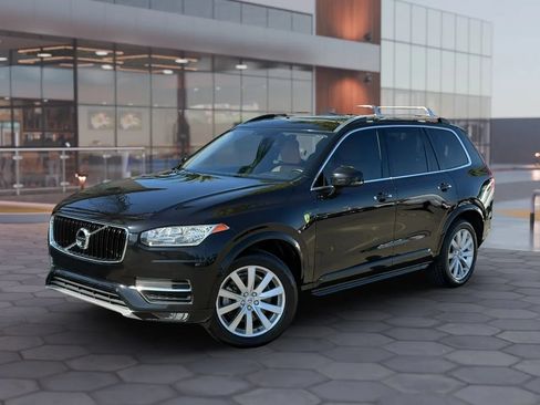 Used 2016 Volvo XC90 T6 Momentum w/ Vision Package AWD/4WD image 2