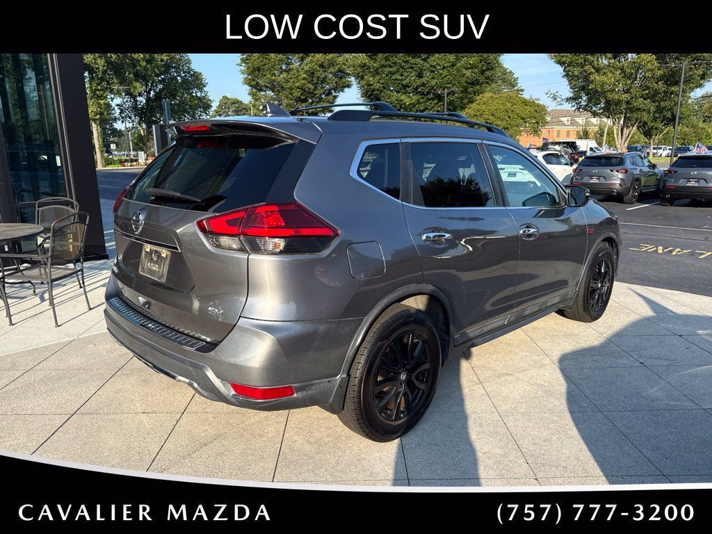 Used 2017 Nissan Rogue SV w/ Midnight Edition Package FWD image 6