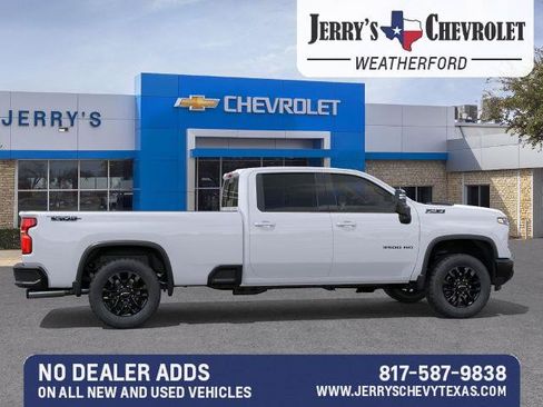 New 2026 Chevrolet Silverado 3500 LTZ w/ LTZ Plus Package AWD/4WD image 6