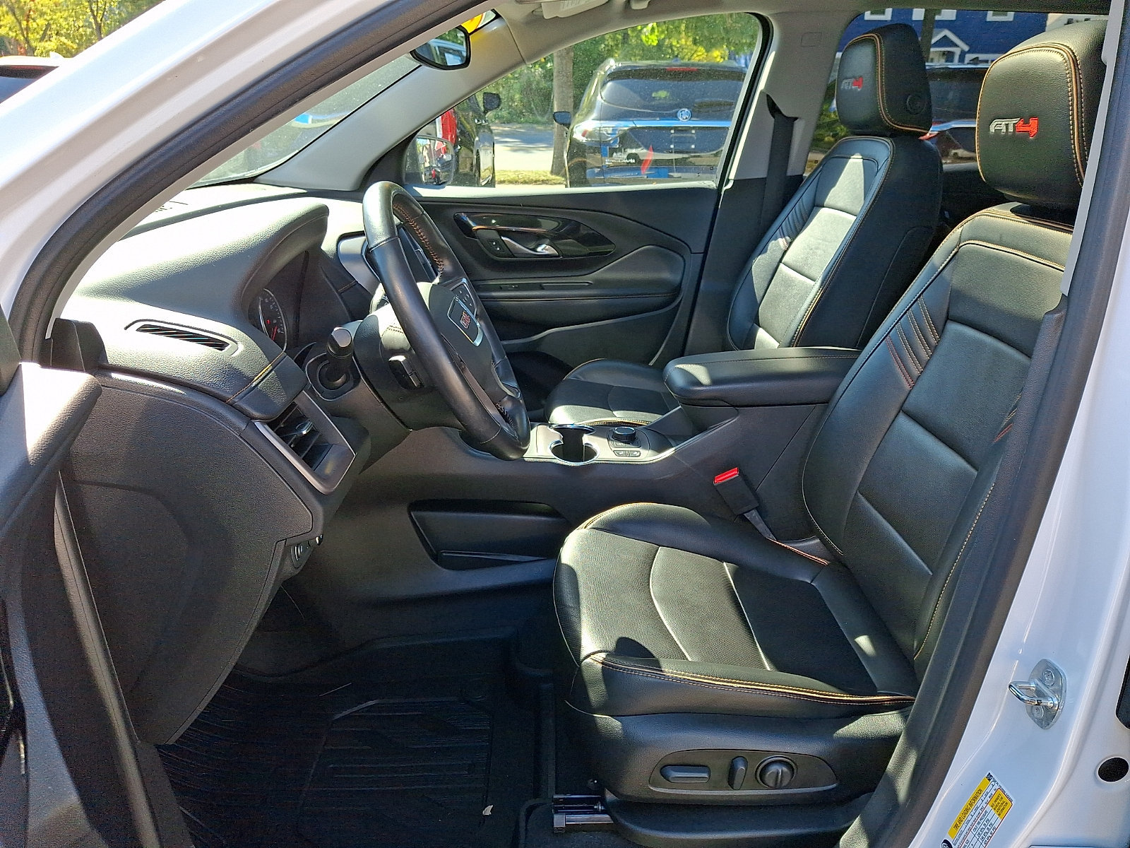 Used 2022 GMC Terrain AT4 AWD/4WD image 13