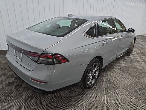 Used 2023 Honda Accord EX-L image 10