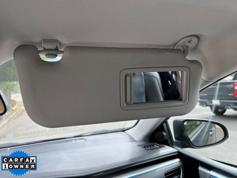 Used 2016 Toyota Corolla S Premium FWD image 32