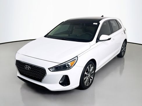 Used 2020 Hyundai Elantra GT w/ Style Package 02 image 4