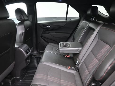 Used 2022 Chevrolet Equinox RS w/ LPO, Cargo Package AWD/4WD image 13