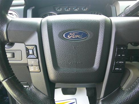 Used 2014 Ford F150 XLT w/ Equipment Group 302A Luxury AWD/4WD image 11
