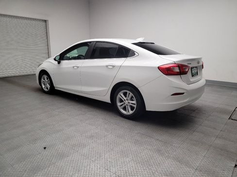 Used 2018 Chevrolet Cruze LT image 3