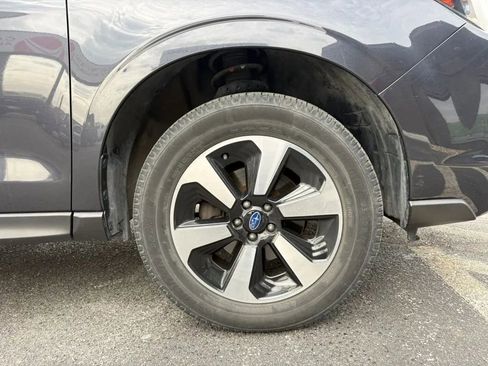 Used 2017 Subaru Forester 2.5i Limited AWD/4WD image 27