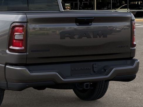 New 2026 RAM 1500 4x4 Crew Cab image 13