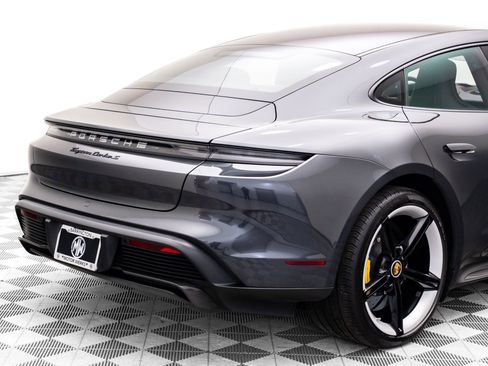 Certified 2021 Porsche Taycan Turbo S image 36