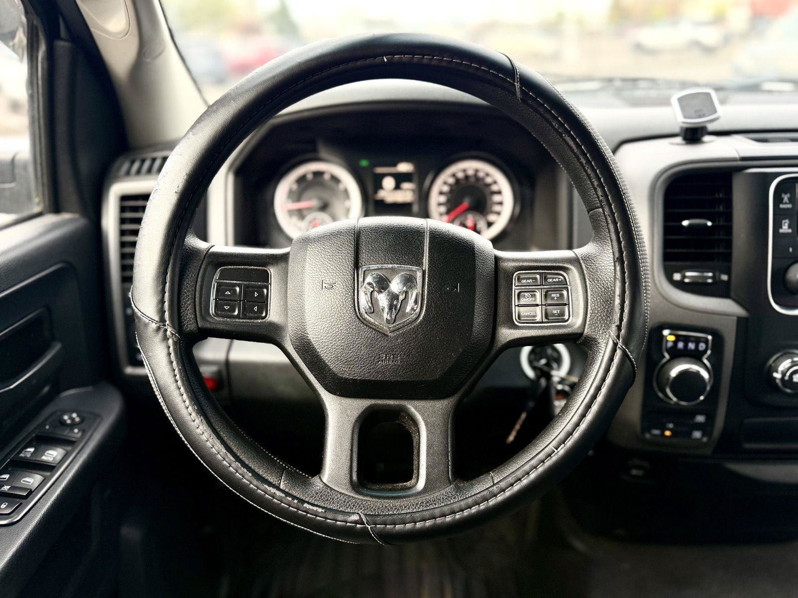 Used 2014 RAM 1500 Tradesman AWD/4WD image 18