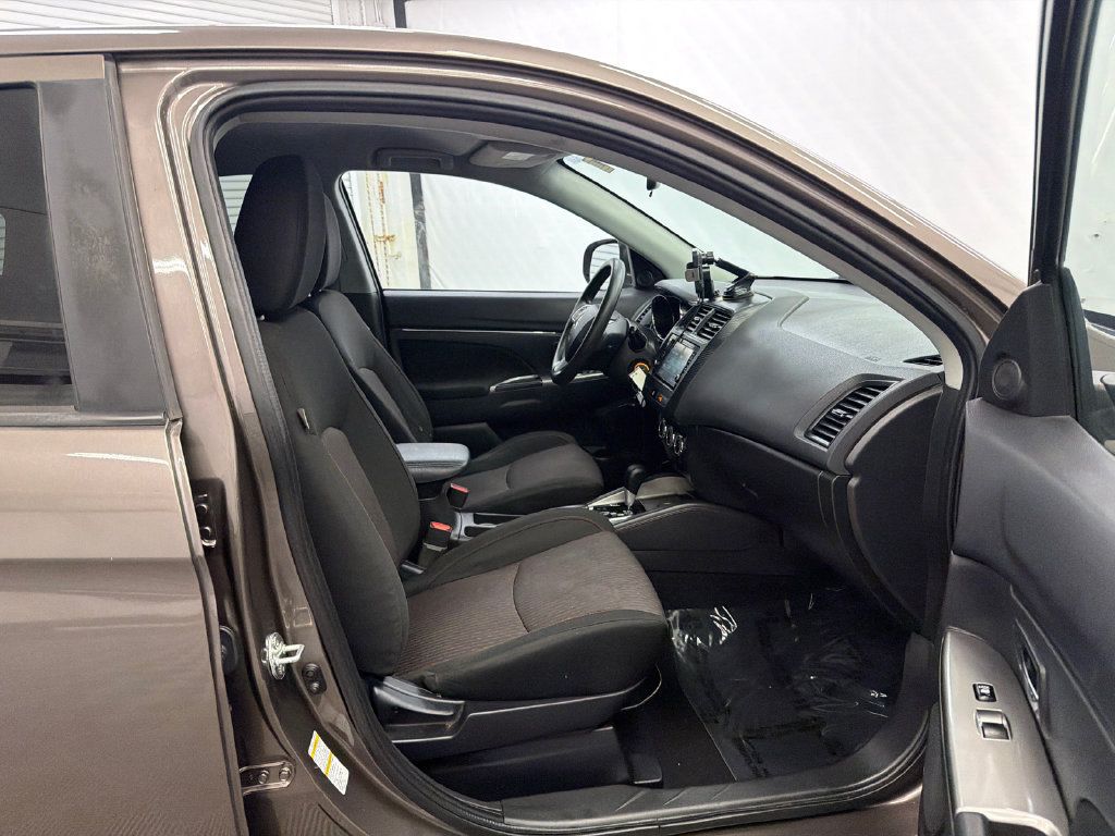 Used 2019 Mitsubishi Outlander Sport ES FWD image 13